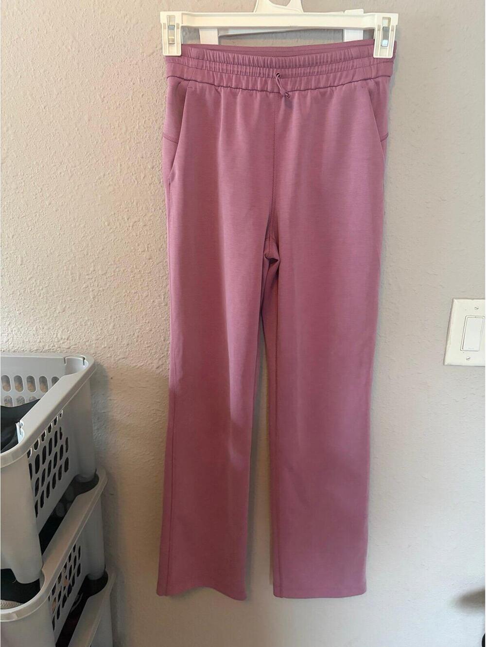 Lululemon Softstreme High-Rise Pant *Full Length 31in inseam Pink size 4. EUC